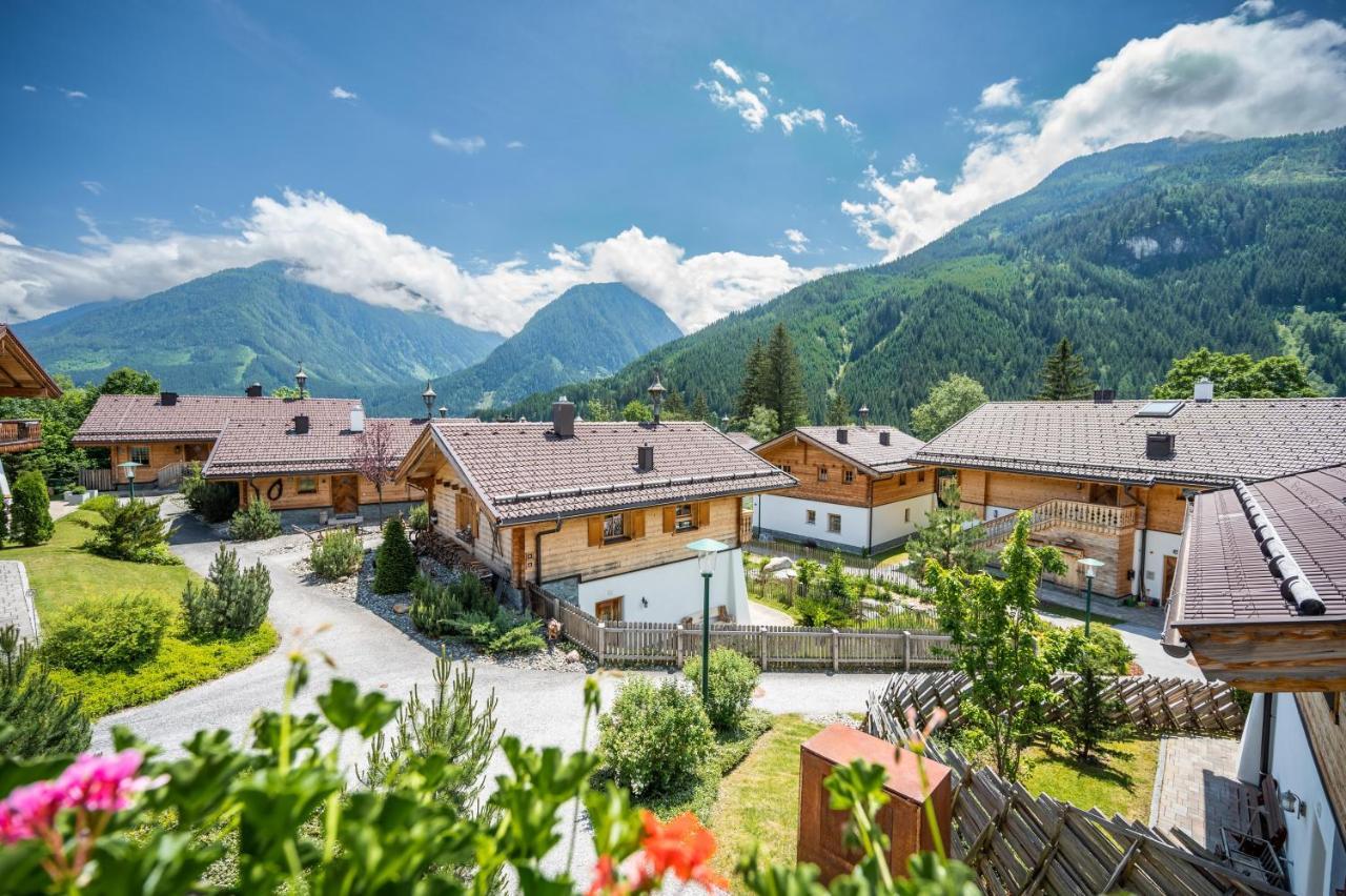 Chaletdorf Am Sonnenhang Neukirchen am Grossvenediger Exterior photo